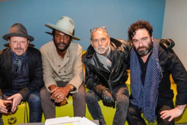 johnny galecki net worth