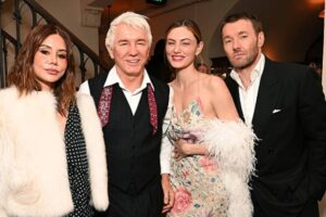 Phoebe Tonkin net worth