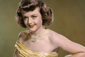 Angela Lansbury Net Worth